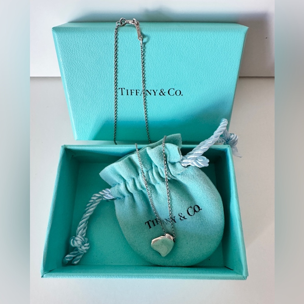 Authentic Tiffany&Co. Elsa Peretti Full Heart SV925 Pendant Necklace Box/Dustbag - Picture 2 of 8